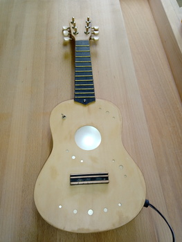 Deko-Gitarrenlampe